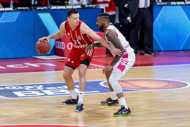 这一表现不 这一表现不