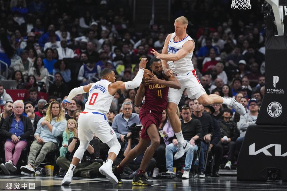 反攻的努力 反攻的努力