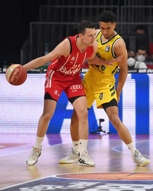 多次交锋 多次交锋